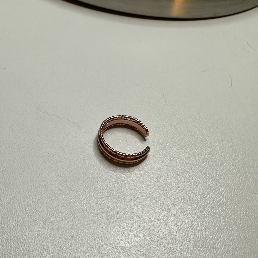 Pura Vida Ear Cuff - Picture 5 of 6